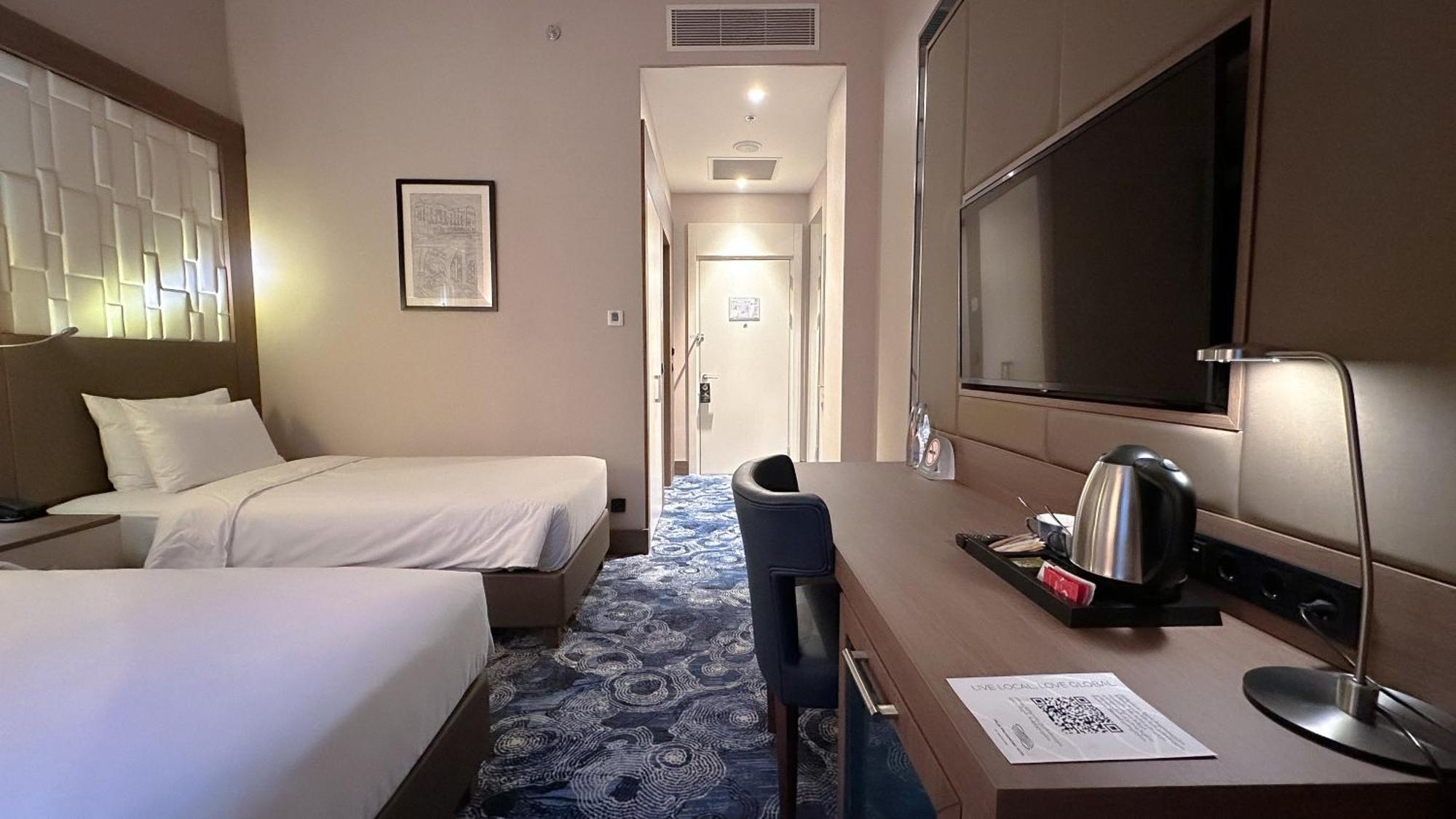 Tbilisi Philharmonic Hotel By Mercure Quarto foto